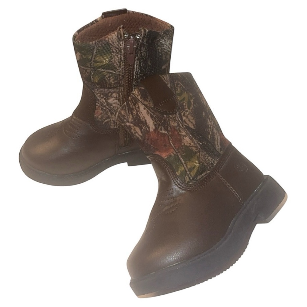 Northside Kids Boots in Brown and Camouflage